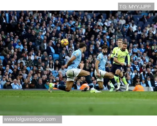 足总杯惊现冷门曼城与波尔图激战成平局红牌事件引发全场热议 足总杯惊现冷门曼城与波尔图激战成平局红牌事件引发全场热议