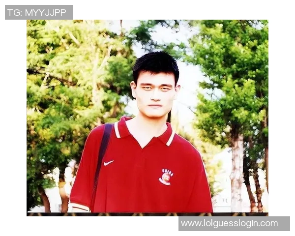 阿泰斯特与姚明的篮球传奇对决与友谊之旅