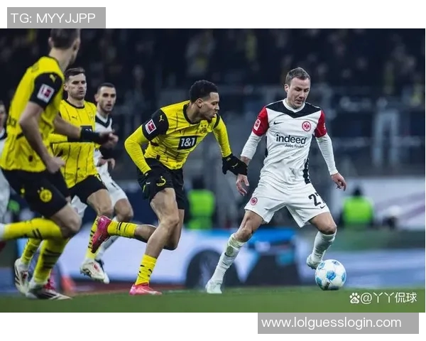 德甲精彩对决里昂大胜多特蒙德神奇扑救引发全场狂欢 德甲精彩对决里昂大胜多特蒙德神奇扑救引发全场狂欢