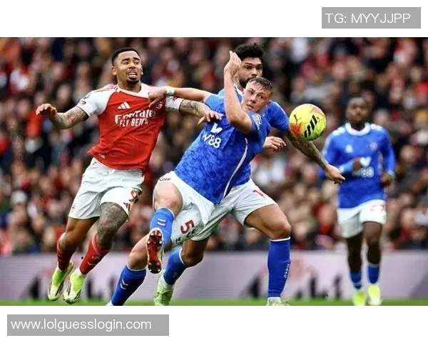 英超激情四溢里昂大胜尤文图斯帽子戏法点燃全场热情 英超激情四溢里昂大胜尤文图斯帽子戏法点燃全场热情