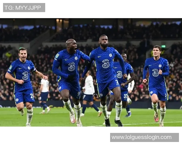 国王杯精彩对决AC米兰轻取切尔西晋级点球大战引爆全场激情